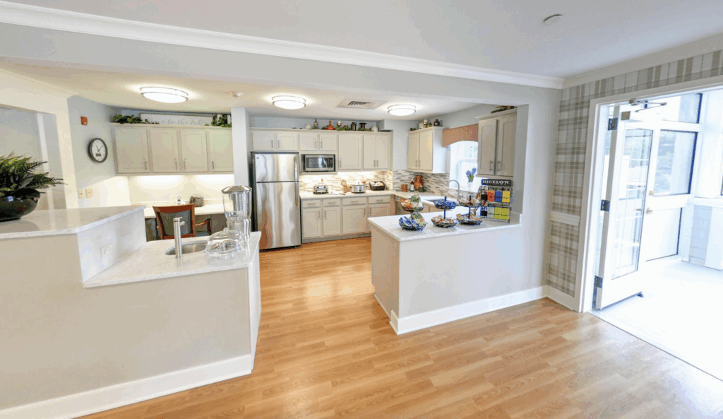 6 Photo Briarcliff Manor Kitchen 2 1
