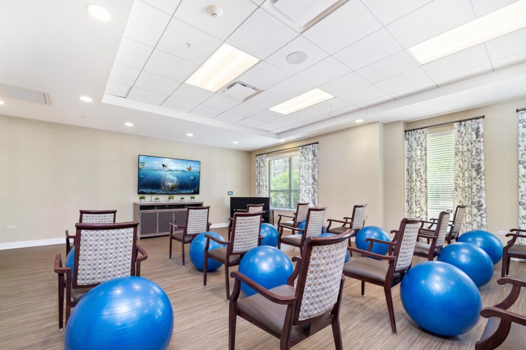 012 Lakeview Activity Room web 34