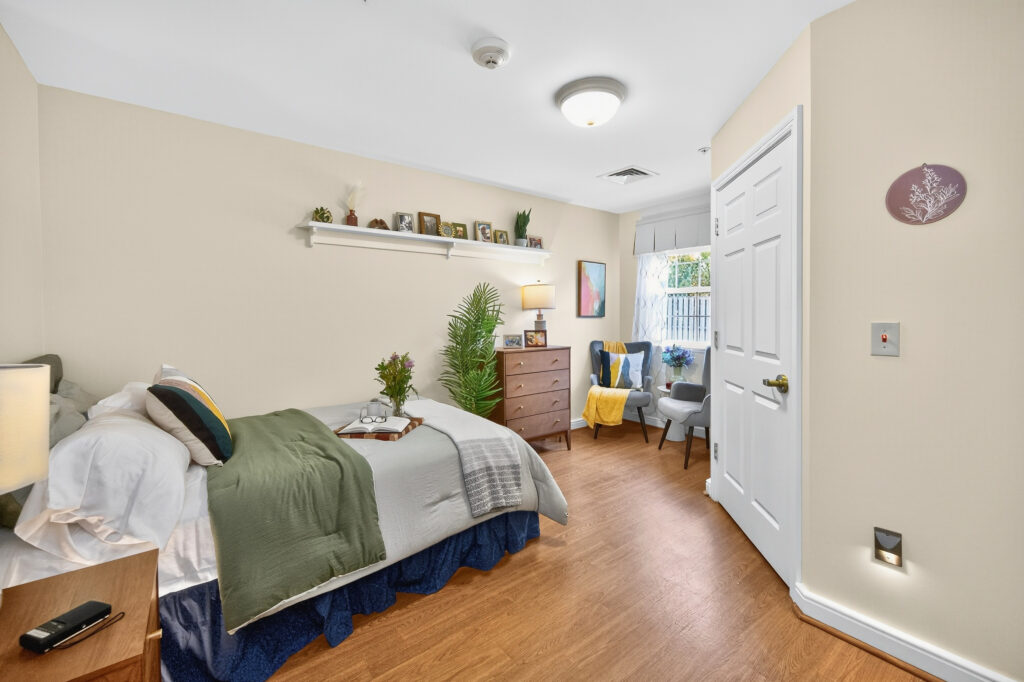 9 Mason model room 1